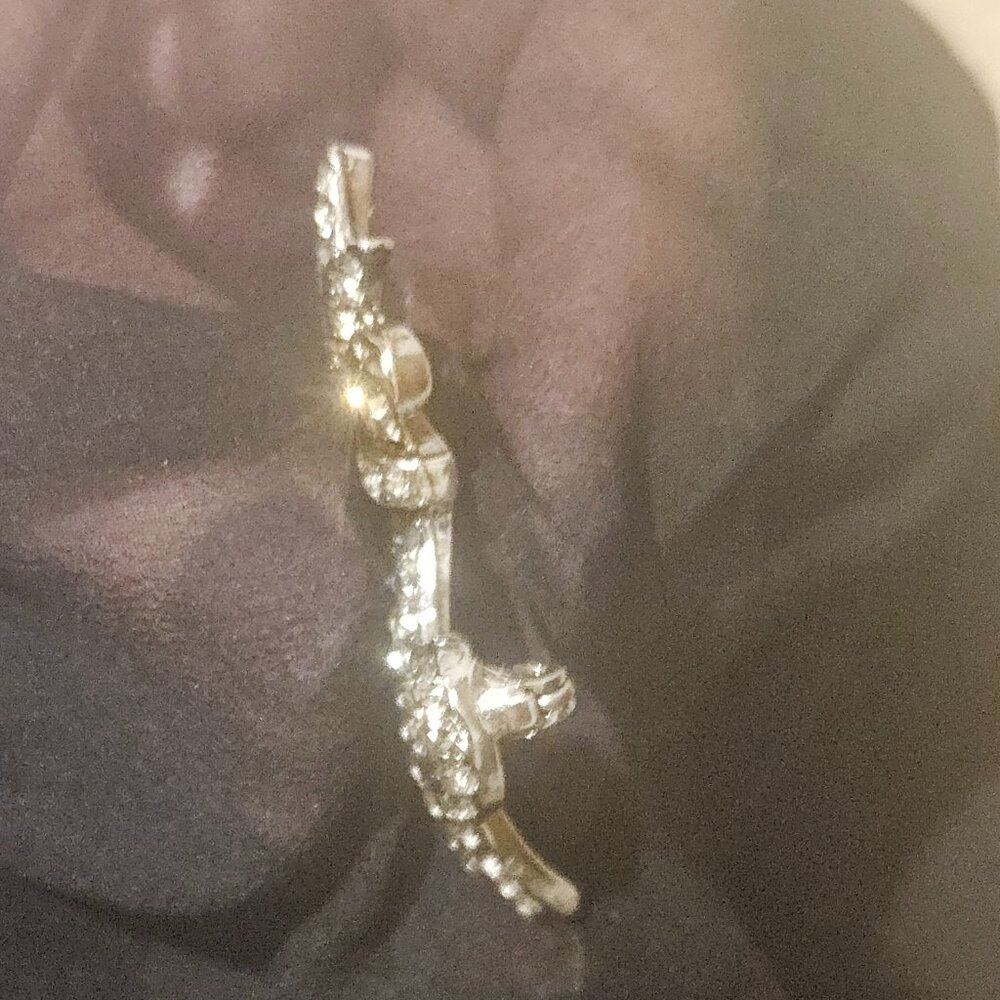 FLEUR-DE-LIS SILVERTONE BROOCH, VINTAGE - Picture 4 of 4